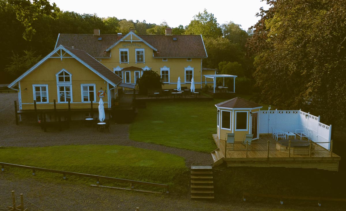 Skräddarsydd bastustuga från Bastudden